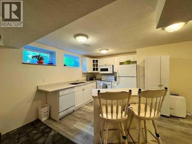50 Lakeview Heights - 26