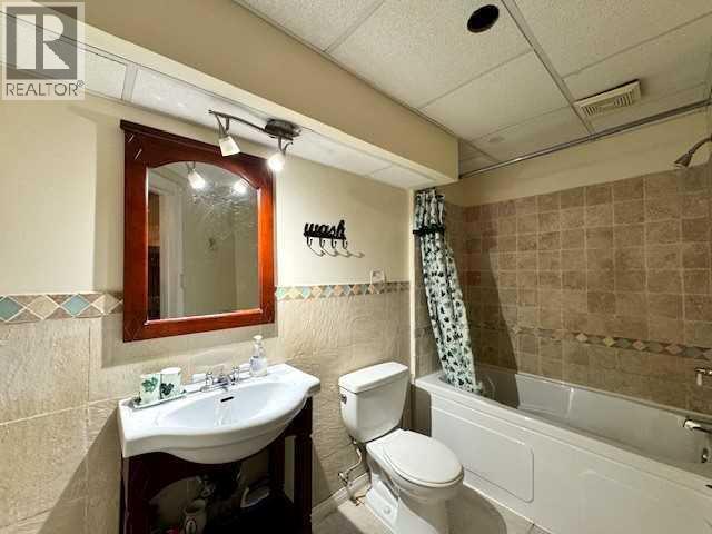 50 Lakeview Heights - 36