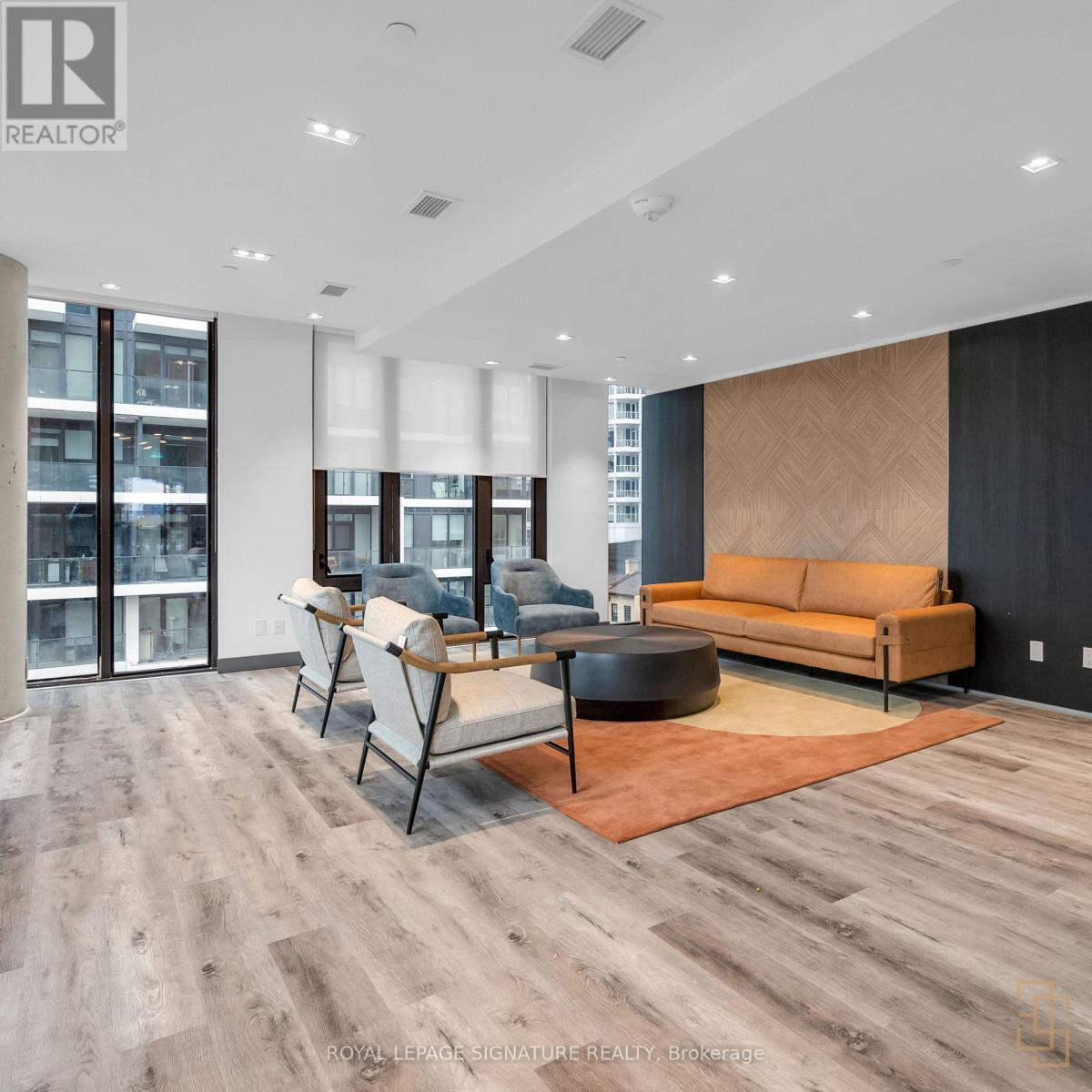 #3103 47 MUTUAL STREET - 35