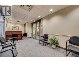 935 - 45 Sheppard Avenue E, Toronto, ON M2N5N1 Photo 9