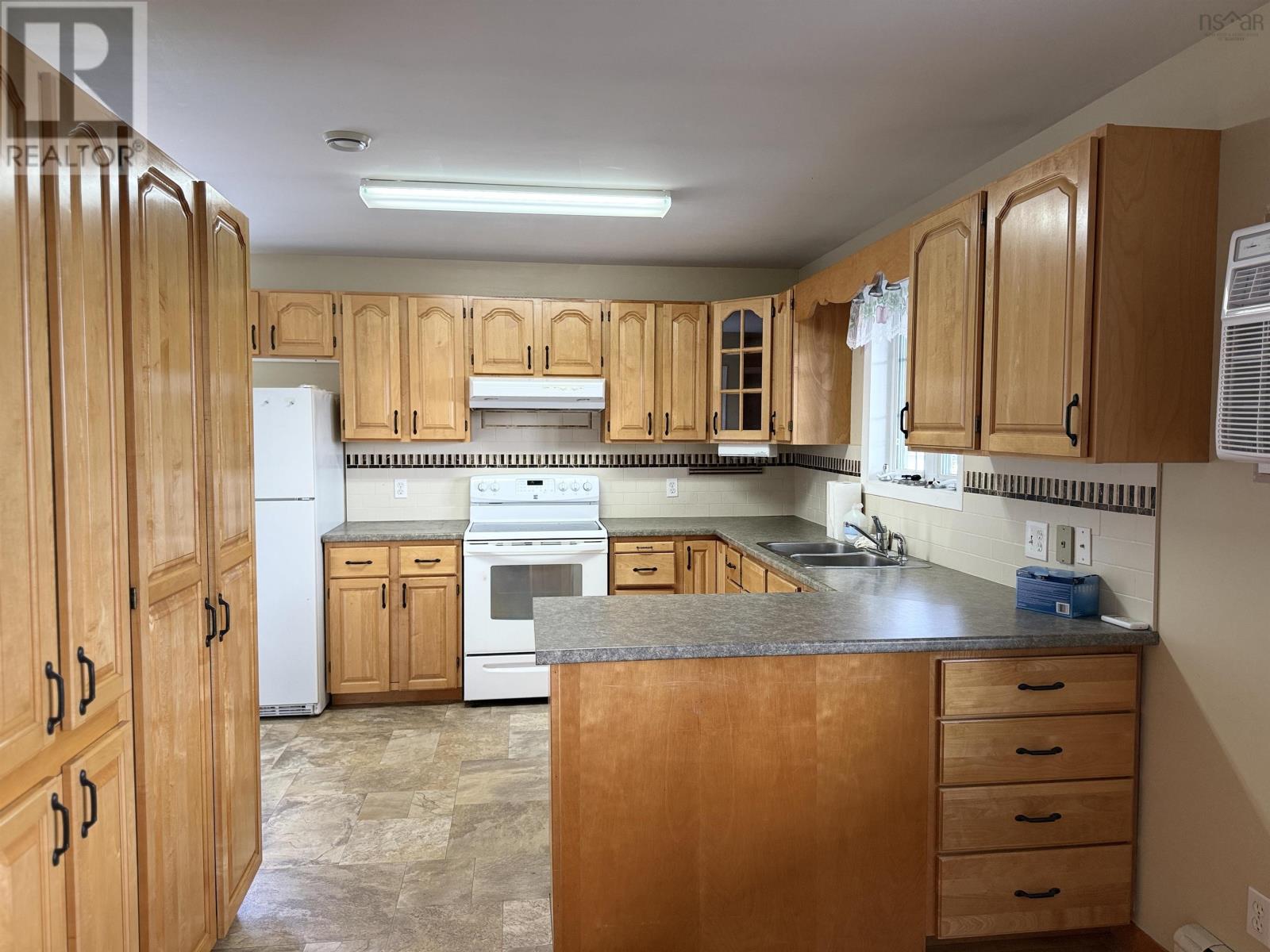 7102 Highway 331 - 16