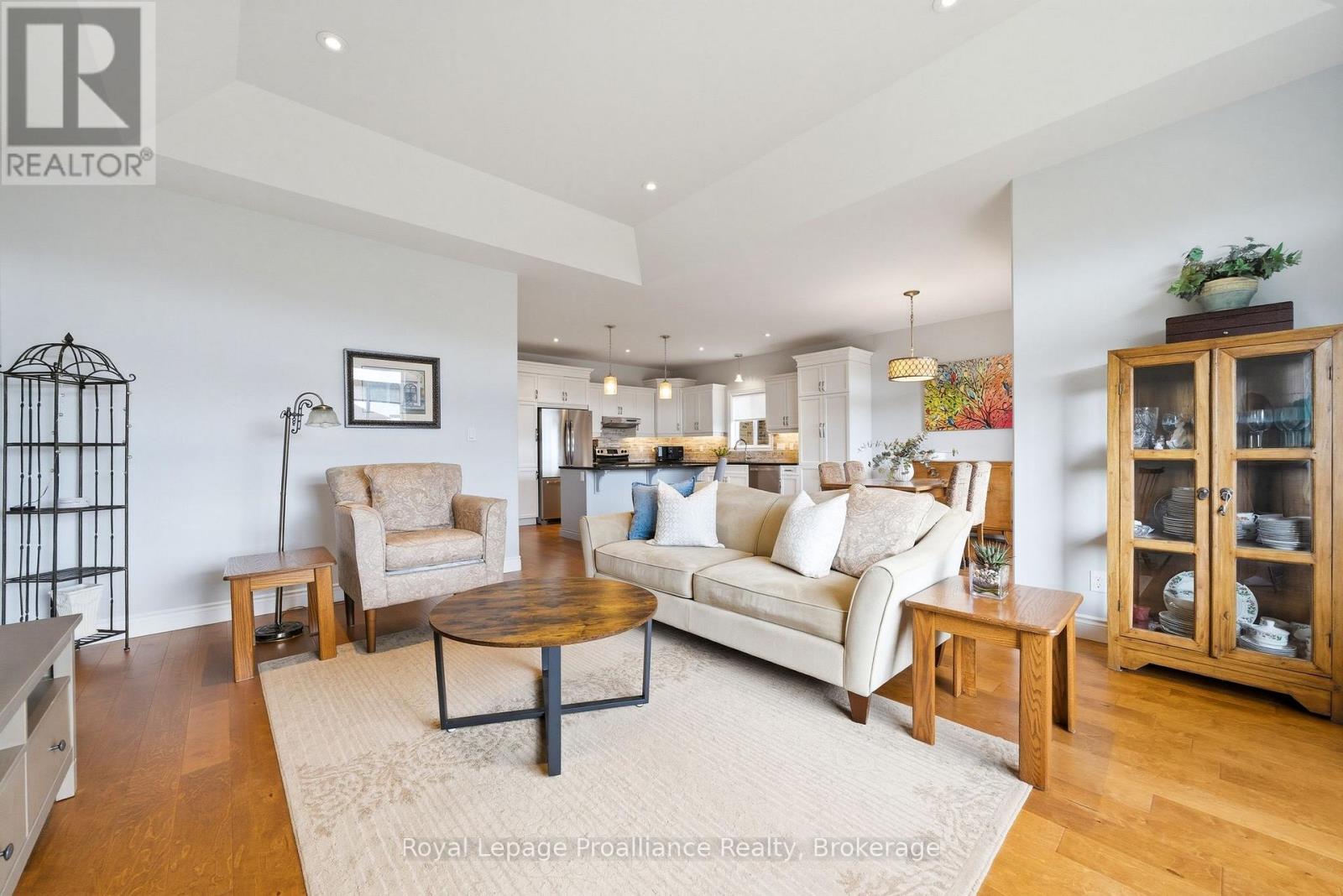 5 KEMPTON AVENUE - 13