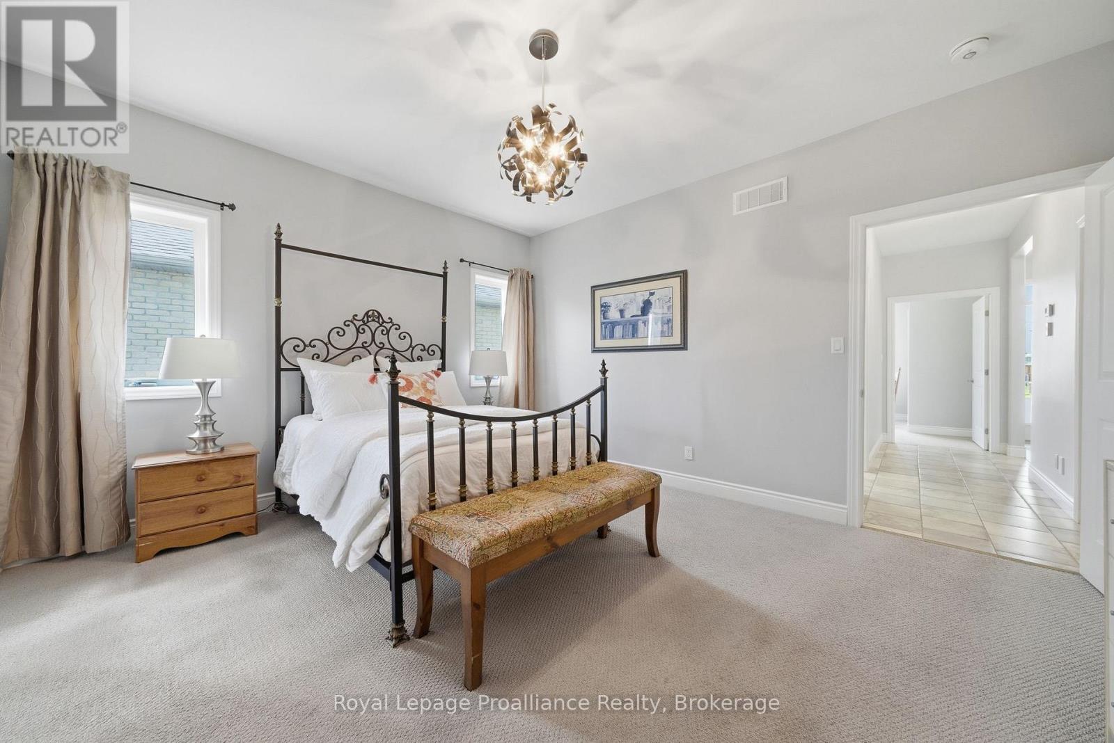 5 KEMPTON AVENUE - 22