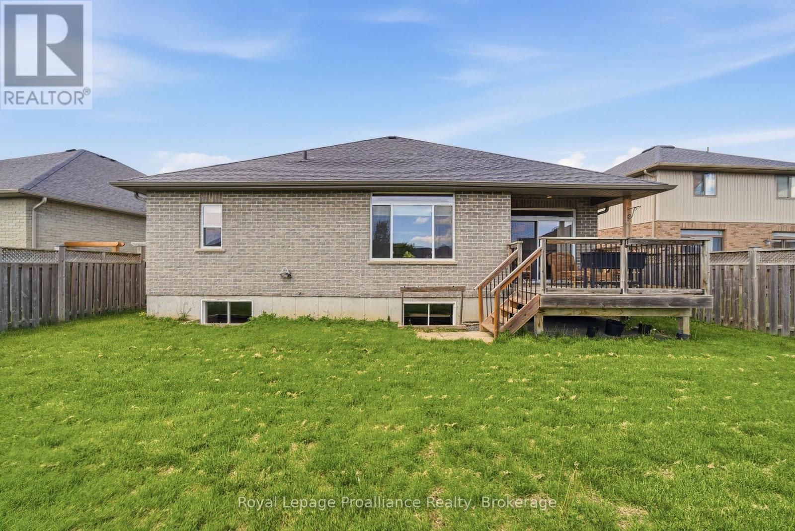5 KEMPTON AVENUE - 30