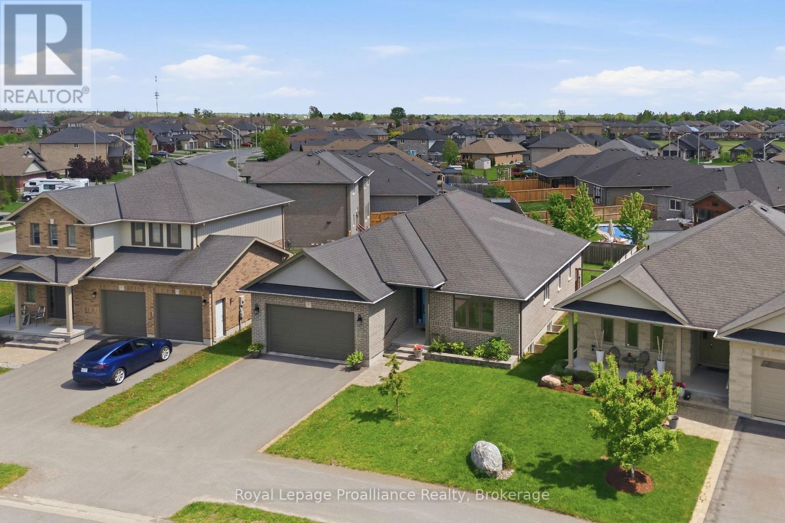 5 KEMPTON AVENUE - 41