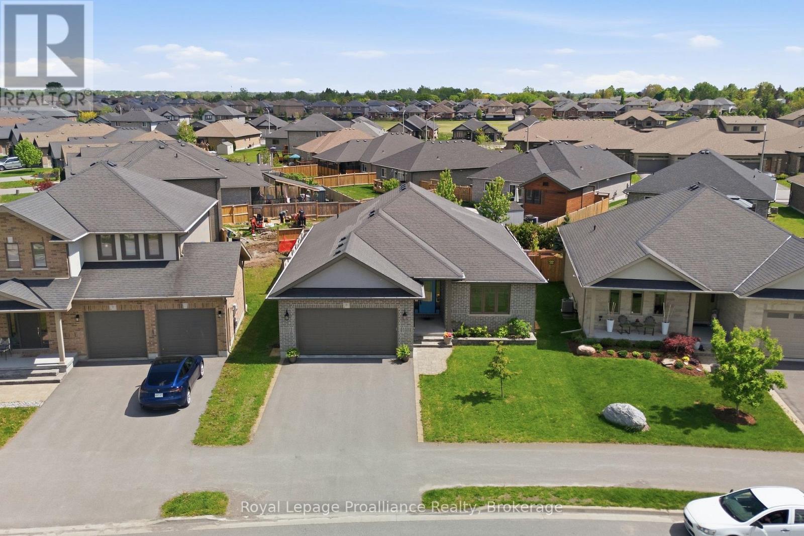 5 KEMPTON AVENUE - 42