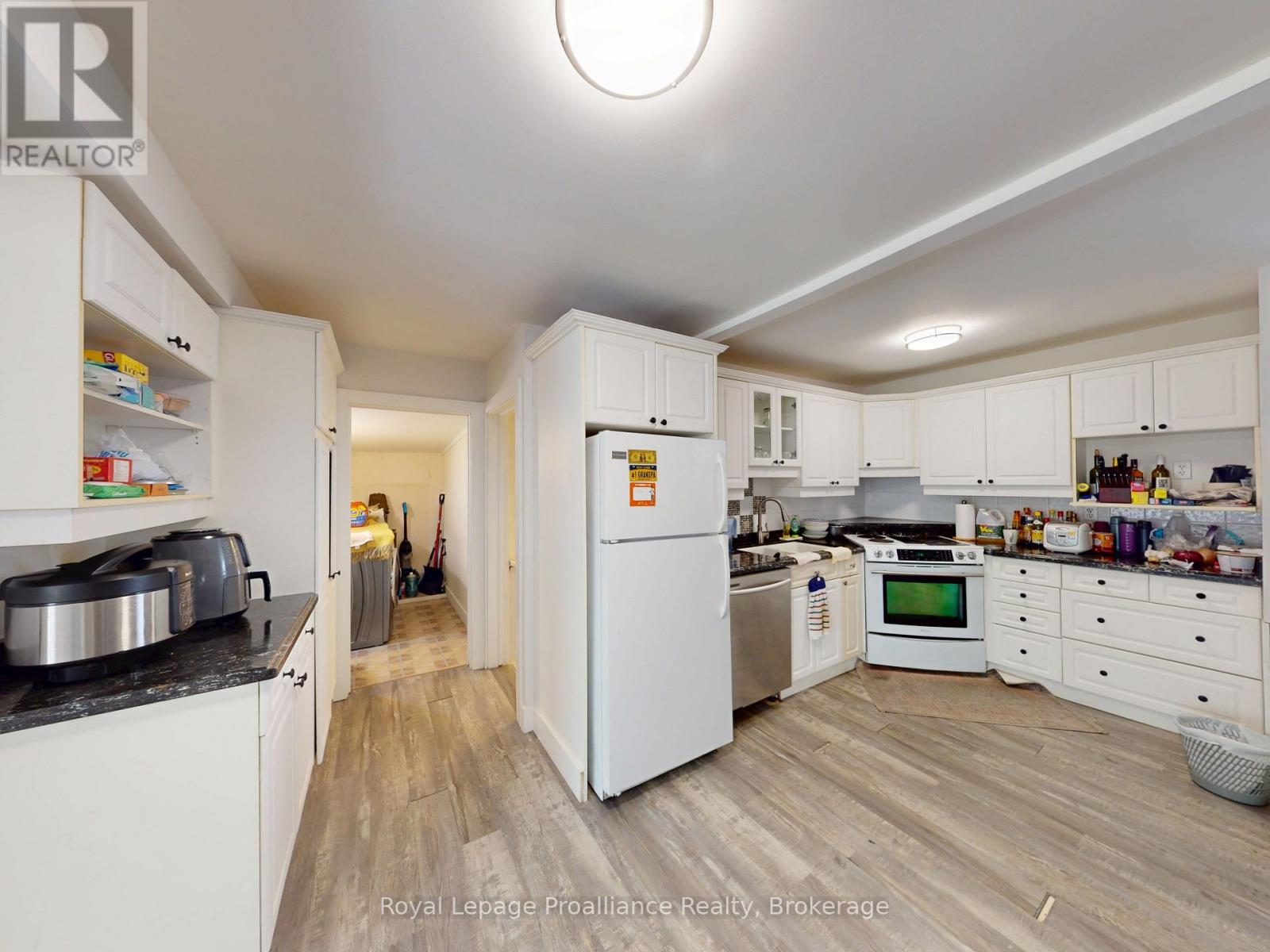 136 MACDONALD AVENUE - 14