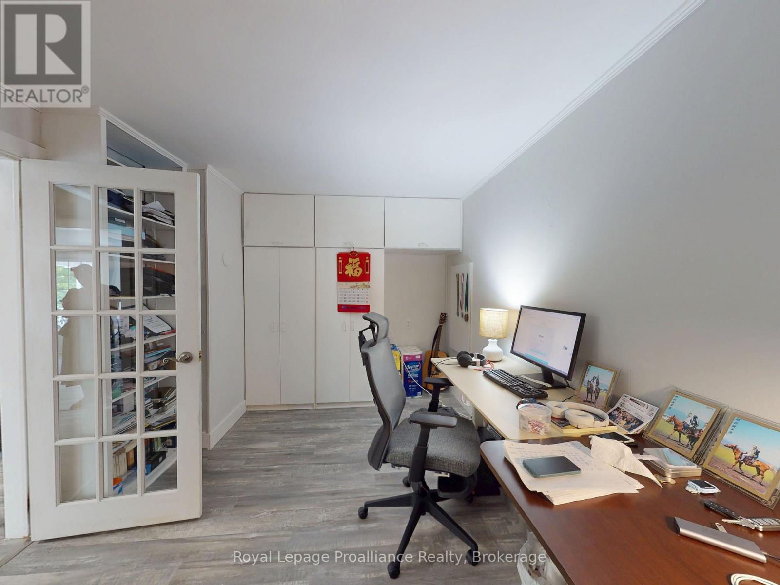 136 MACDONALD AVENUE - 17