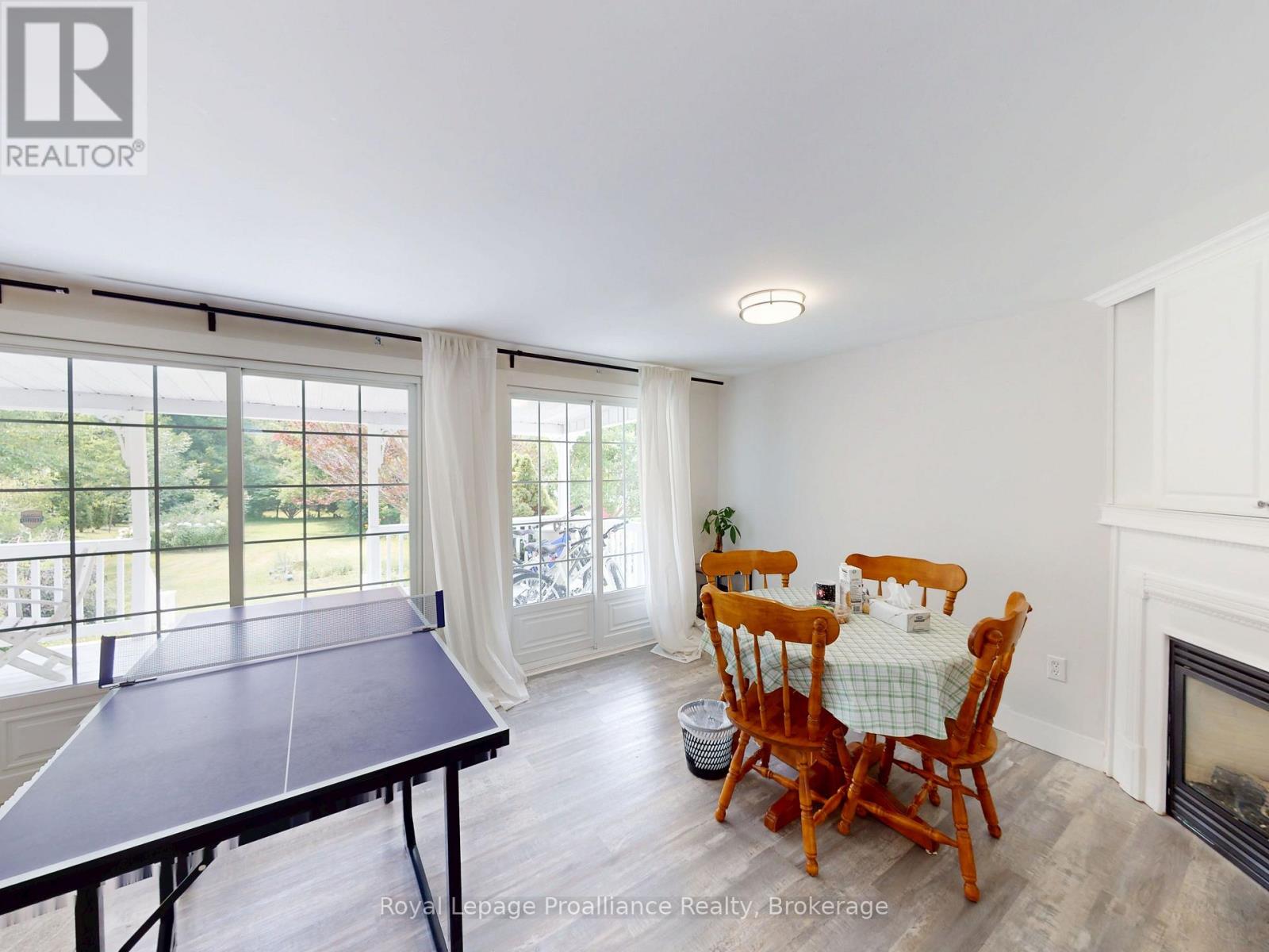 136 MACDONALD AVENUE - 21