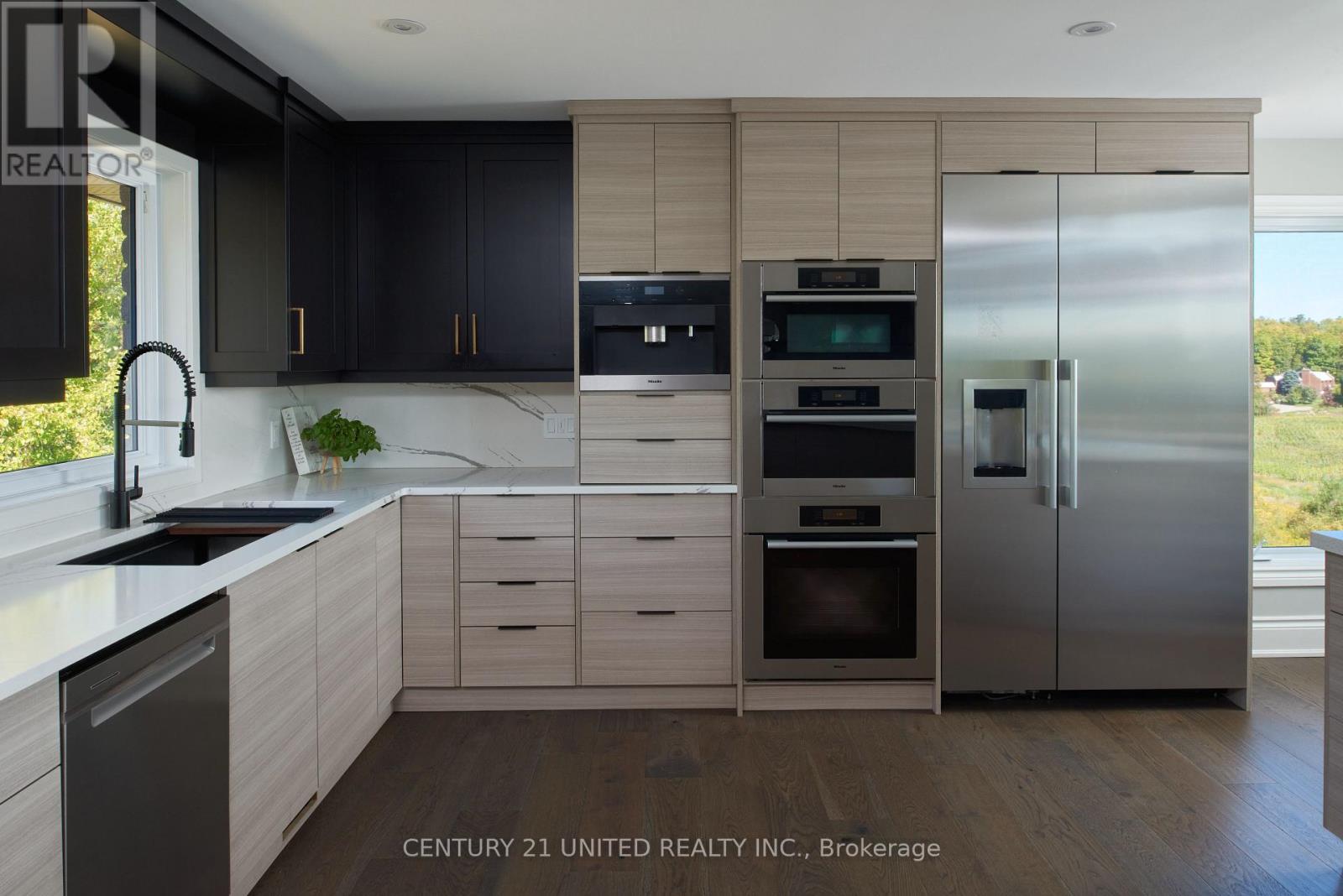 7 MAPLEHILL DRIVE - 11