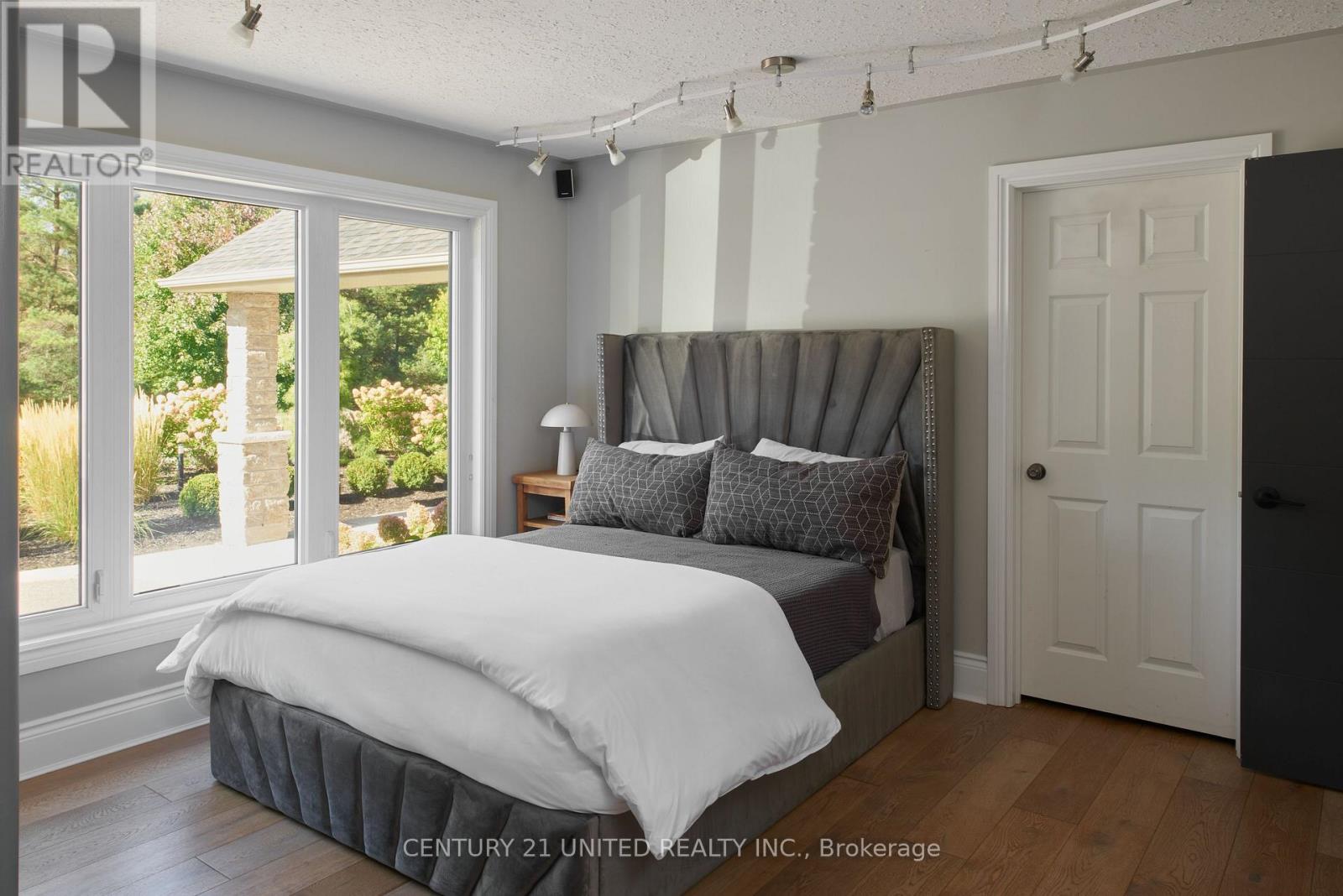 7 MAPLEHILL DRIVE - 14