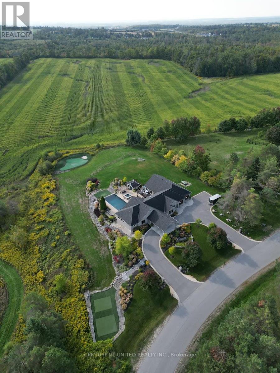 7 MAPLEHILL DRIVE - 2