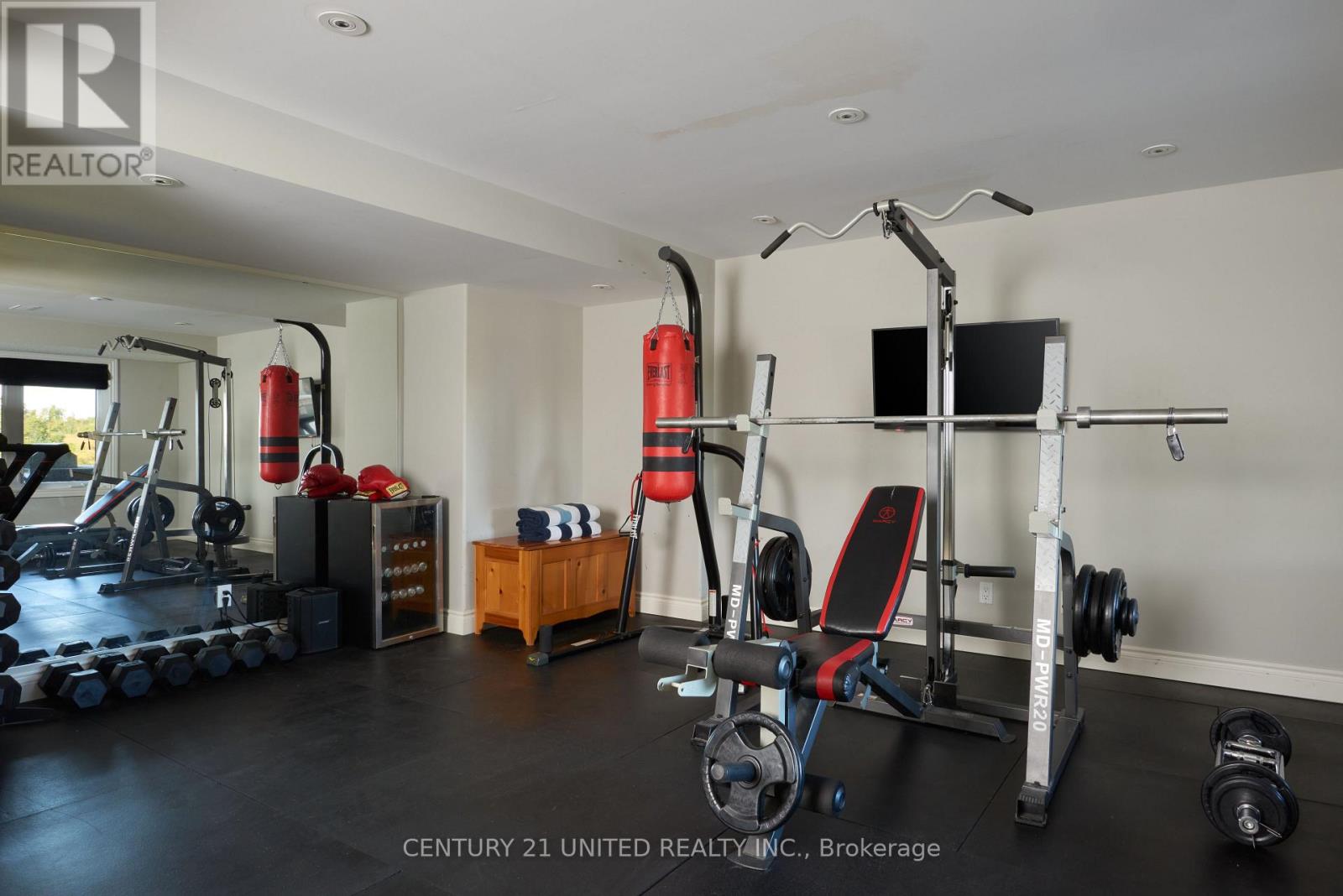 7 MAPLEHILL DRIVE - 23