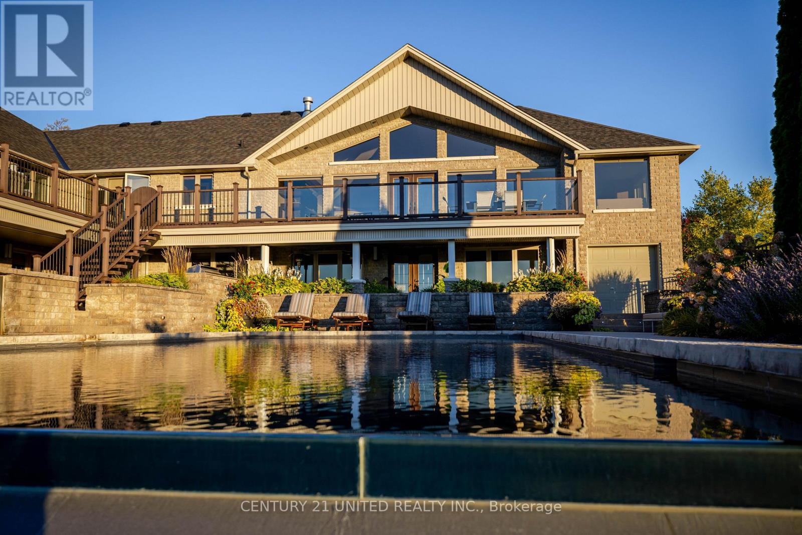 7 MAPLEHILL DRIVE - 27