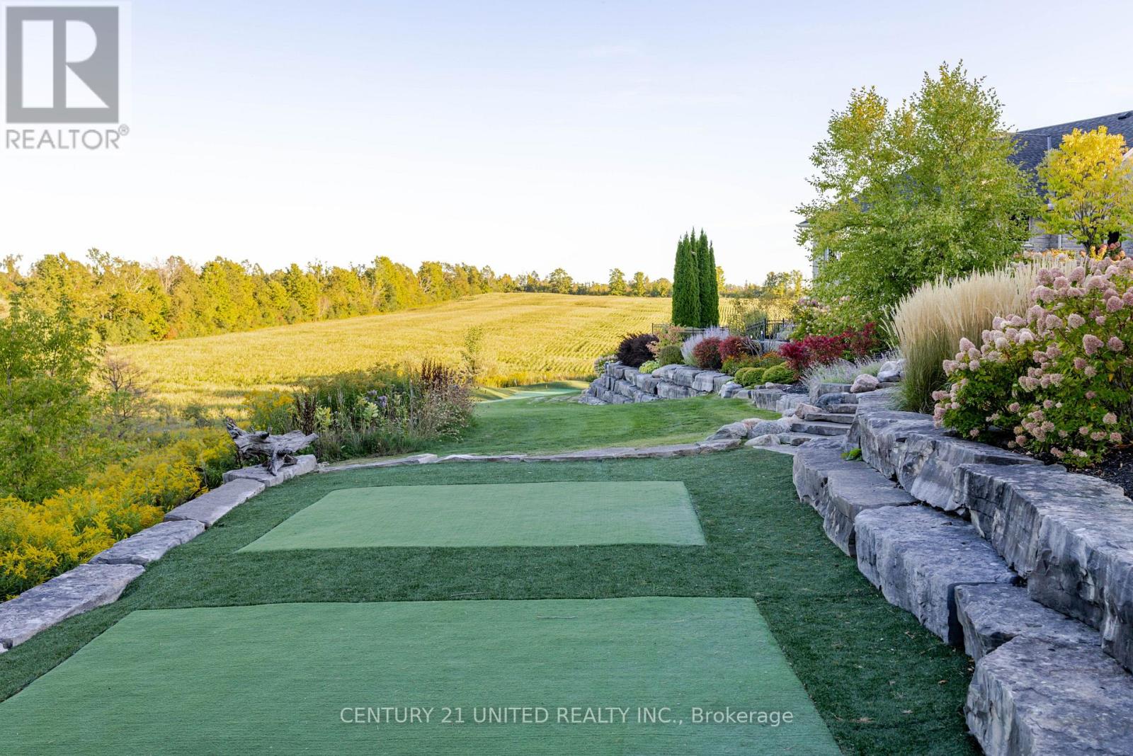 7 MAPLEHILL DRIVE - 42