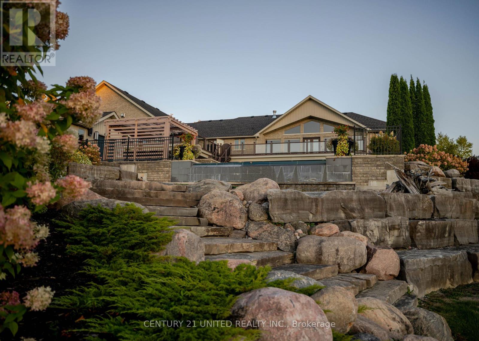7 MAPLEHILL DRIVE - 46