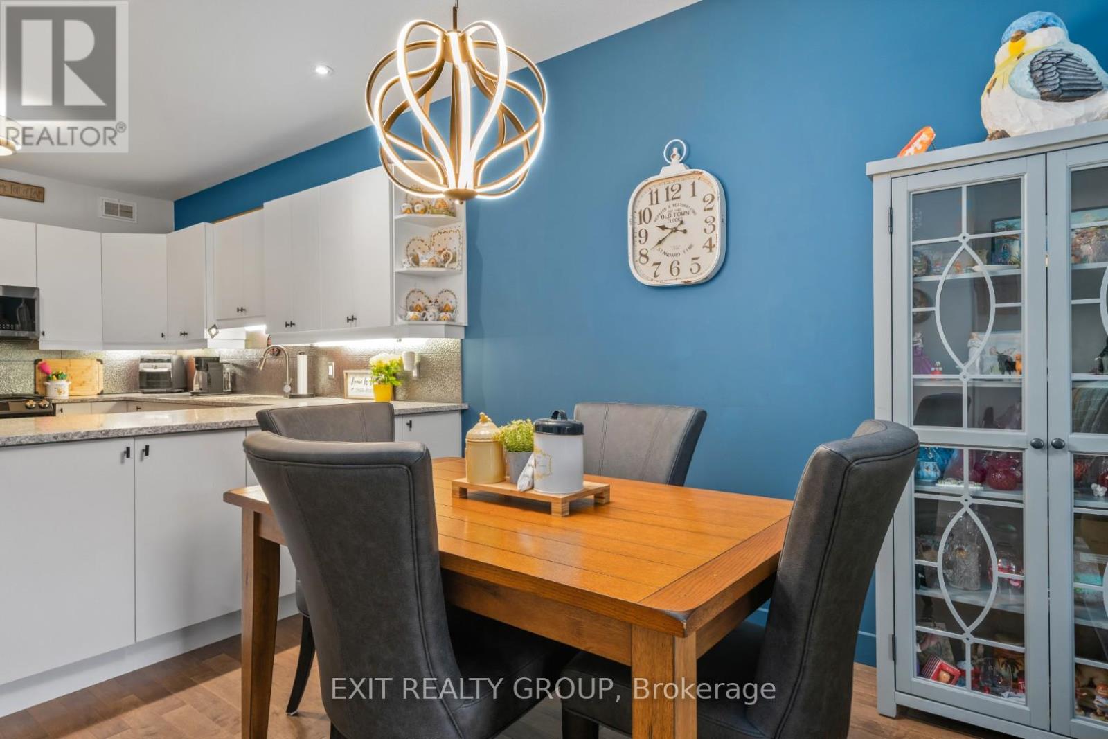 52 ALETHA DRIVE - 29
