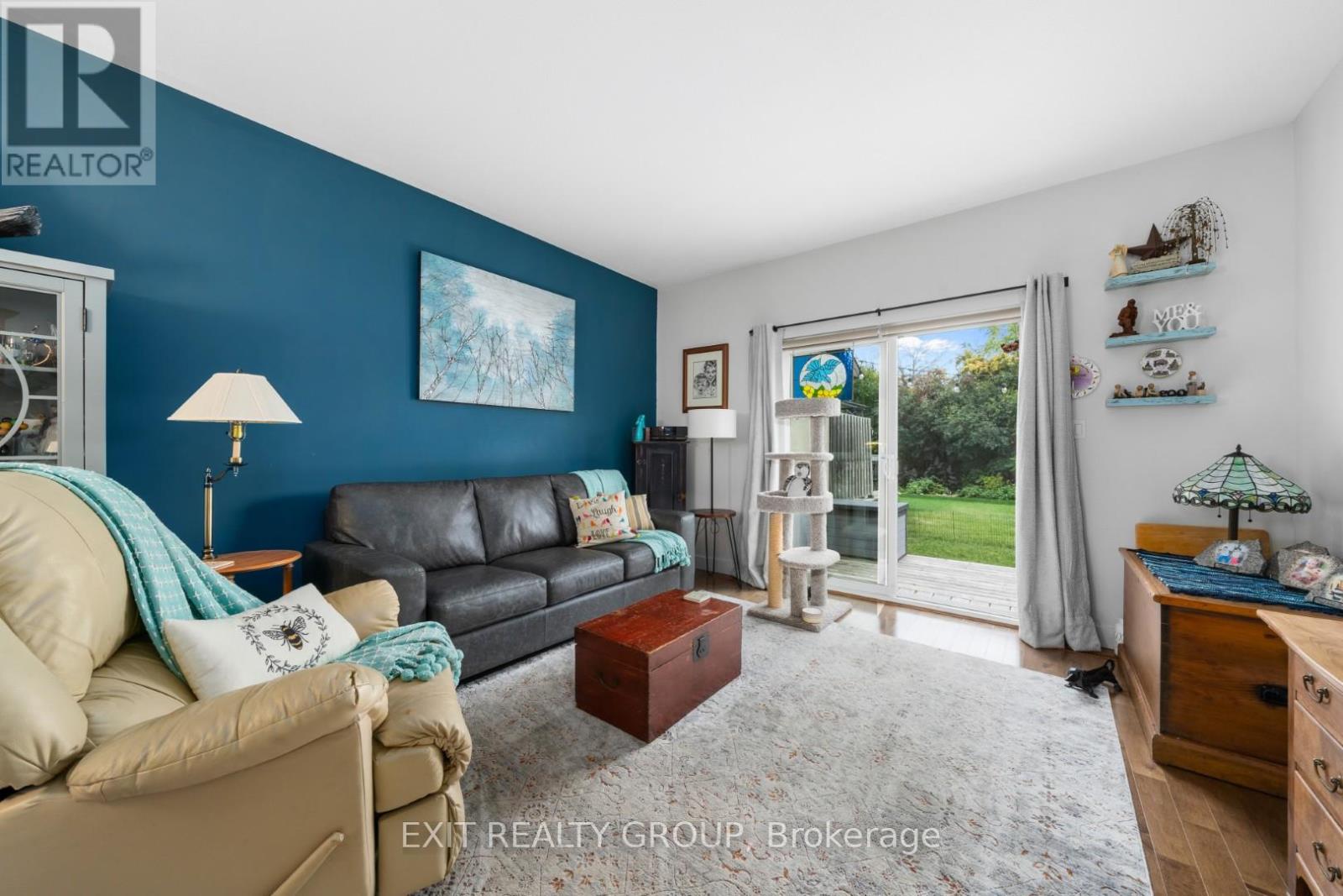 52 ALETHA DRIVE - 30
