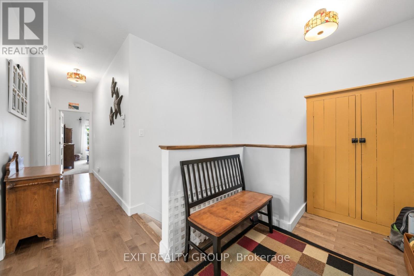 52 ALETHA DRIVE - 41