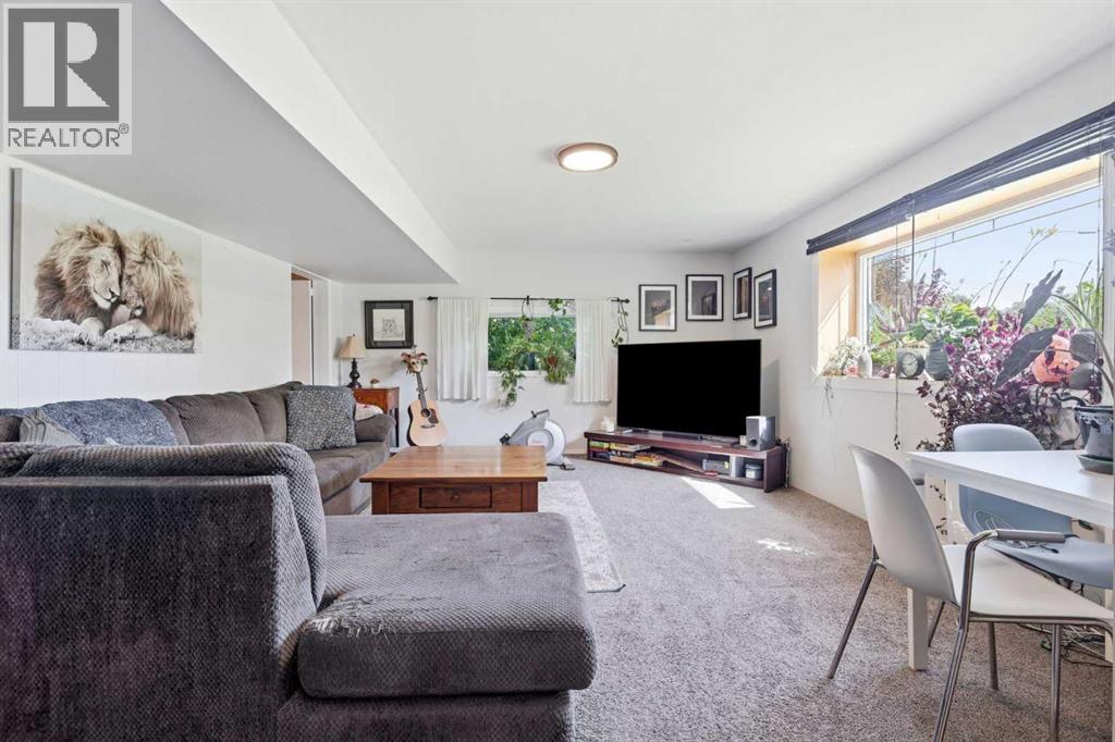 7403 20 Street SE - Image 26