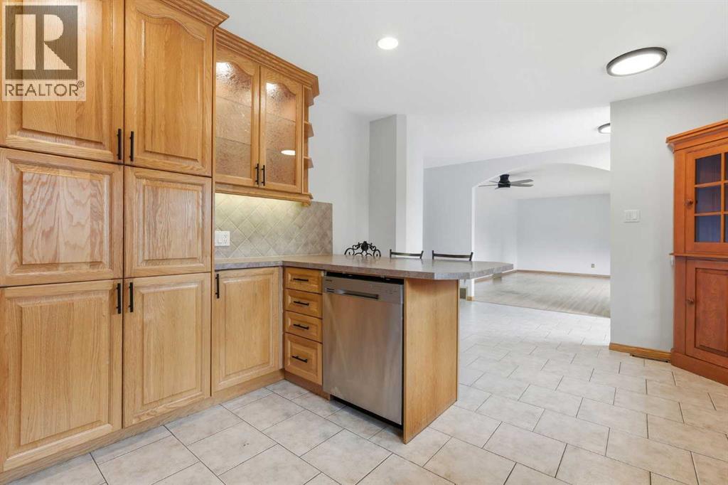 7403 20 Street SE - Image 11