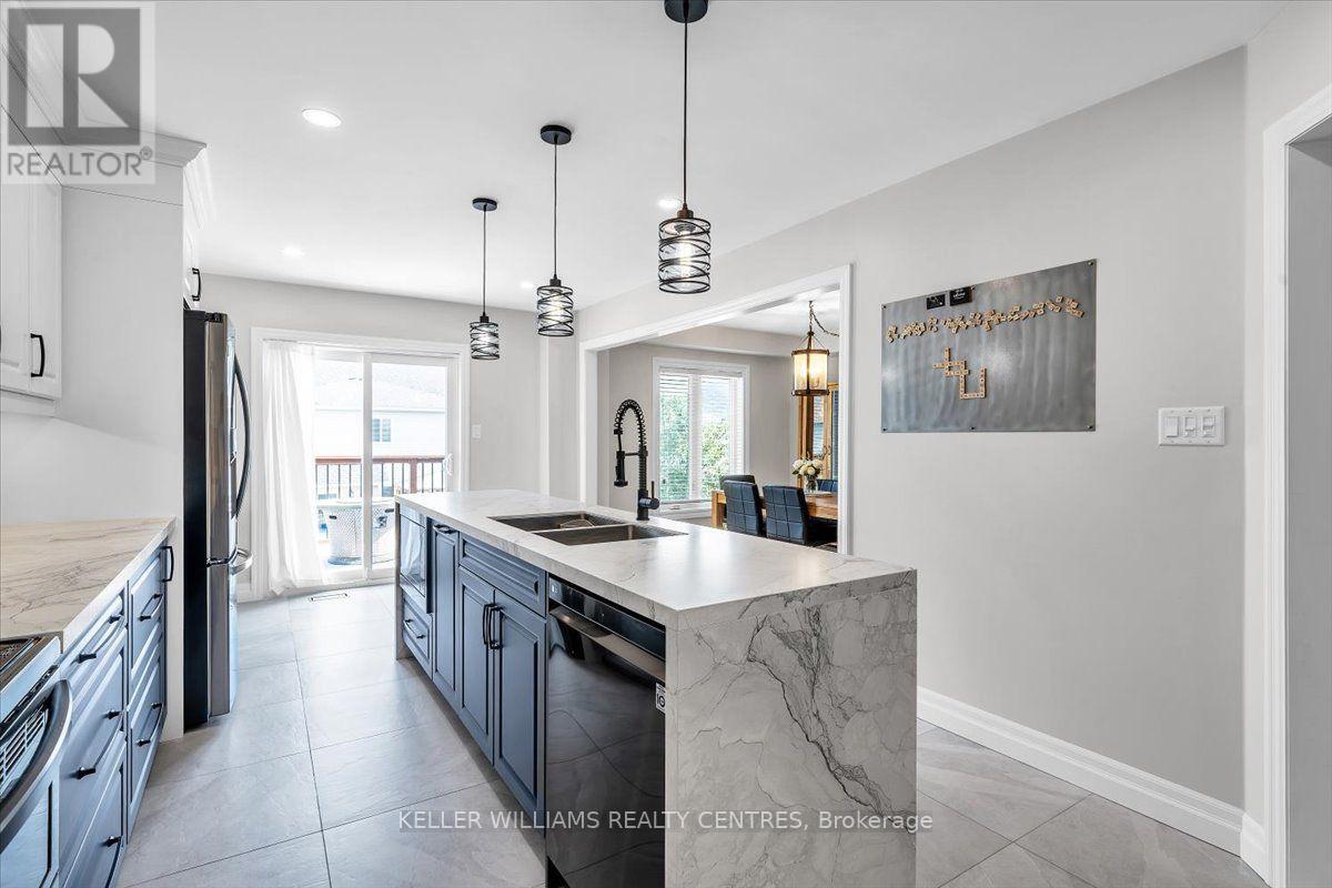 67 HUTTON PLACE - 16