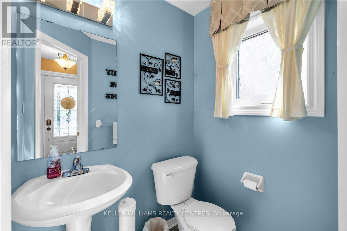 67 HUTTON PLACE - 22