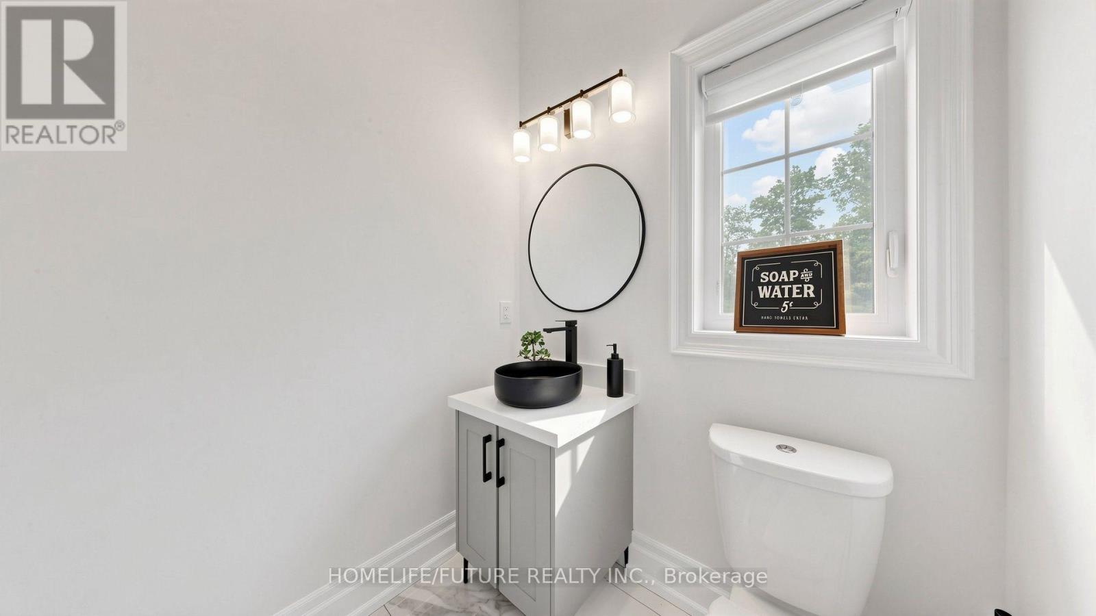18 KEN BETZ COURT - 24