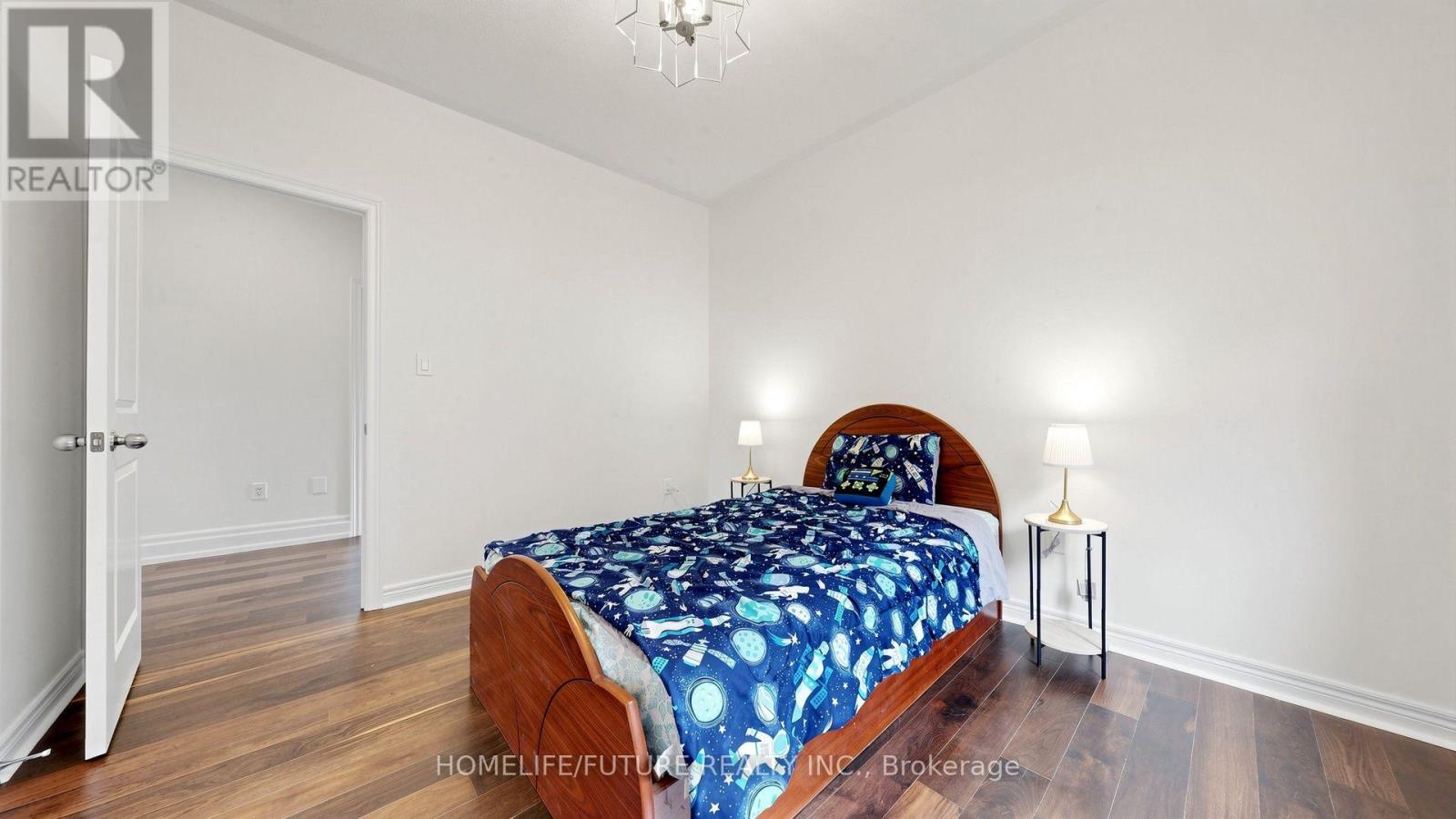18 KEN BETZ COURT - 45
