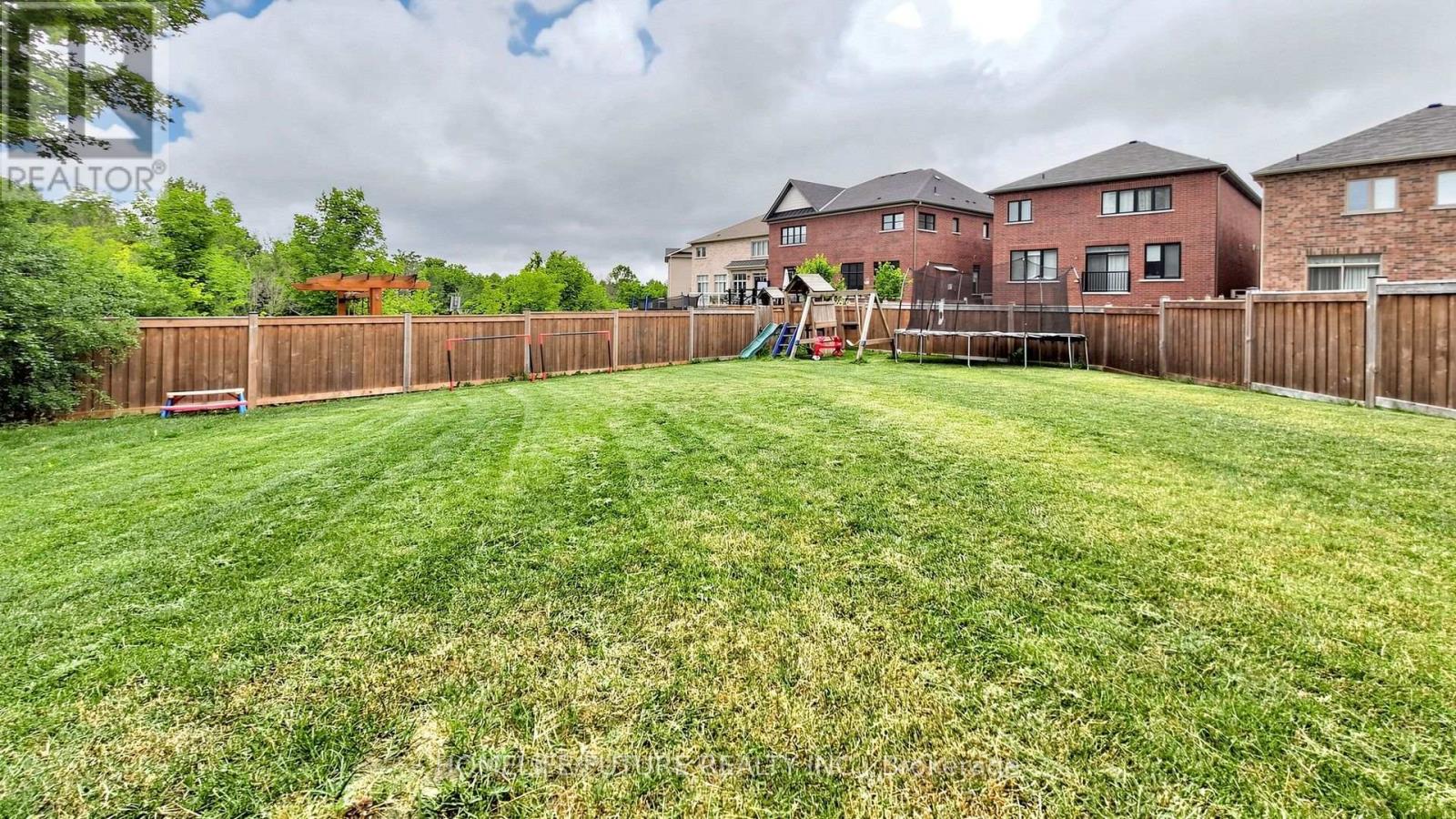 18 KEN BETZ COURT - 49