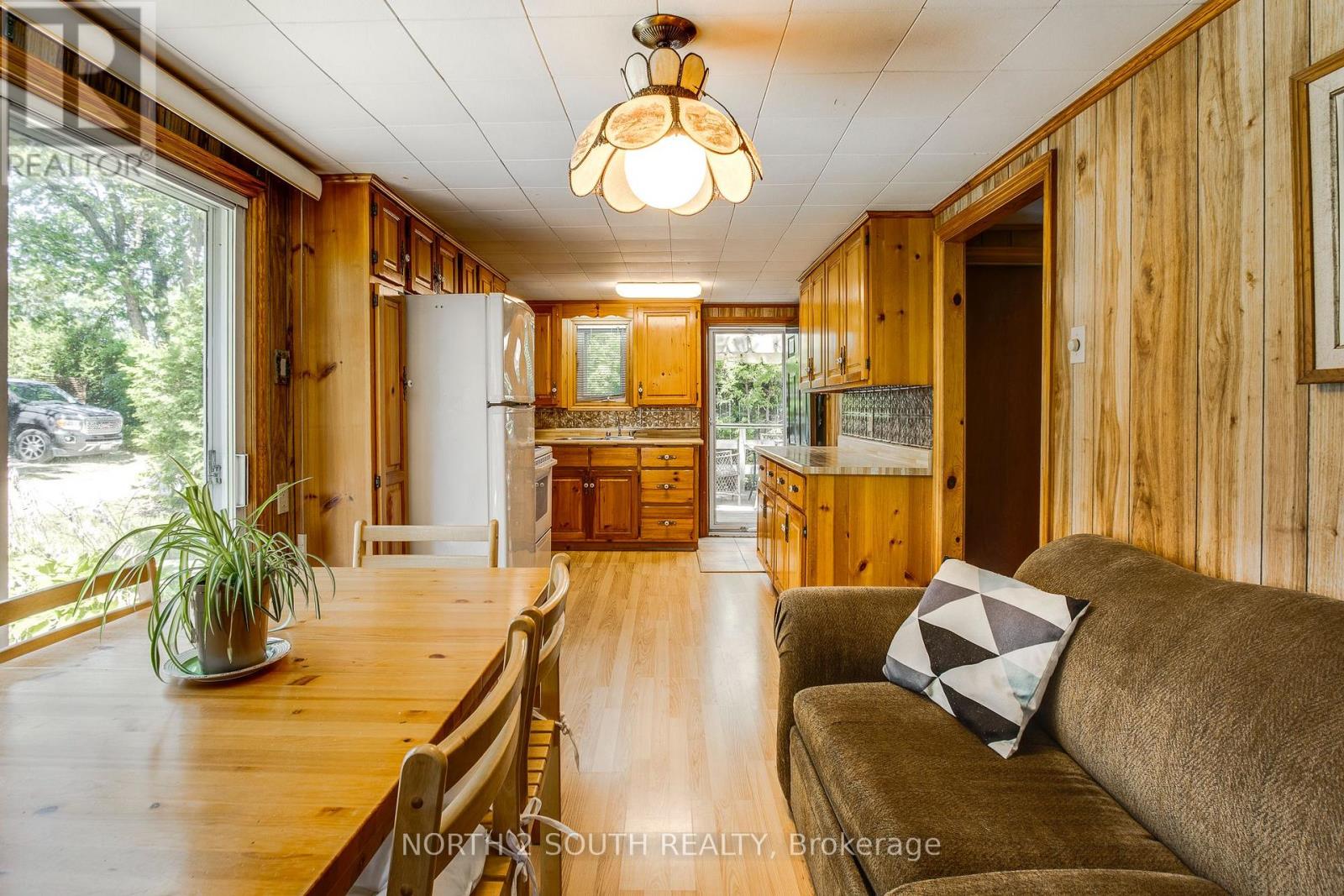 33 YARWOOD ROAD - 13