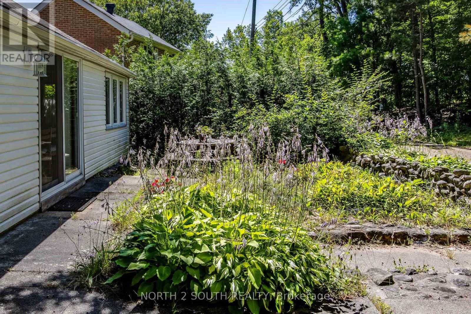 33 YARWOOD ROAD - 28