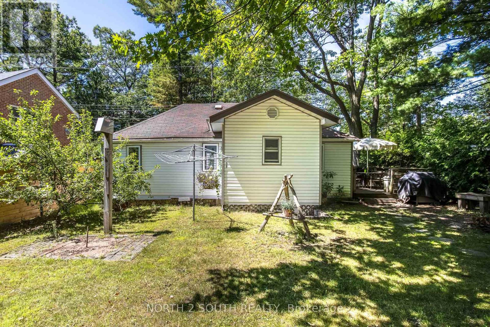 33 YARWOOD ROAD - 34