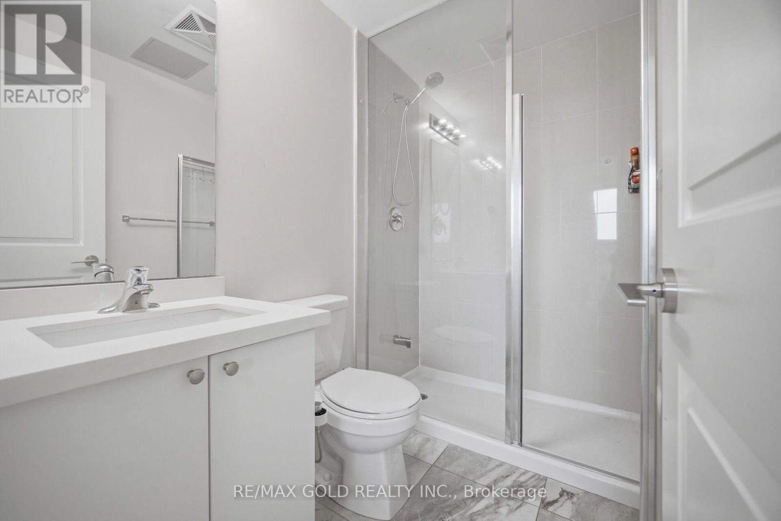 #111 65 YORKLAND BOULEVARD - 18