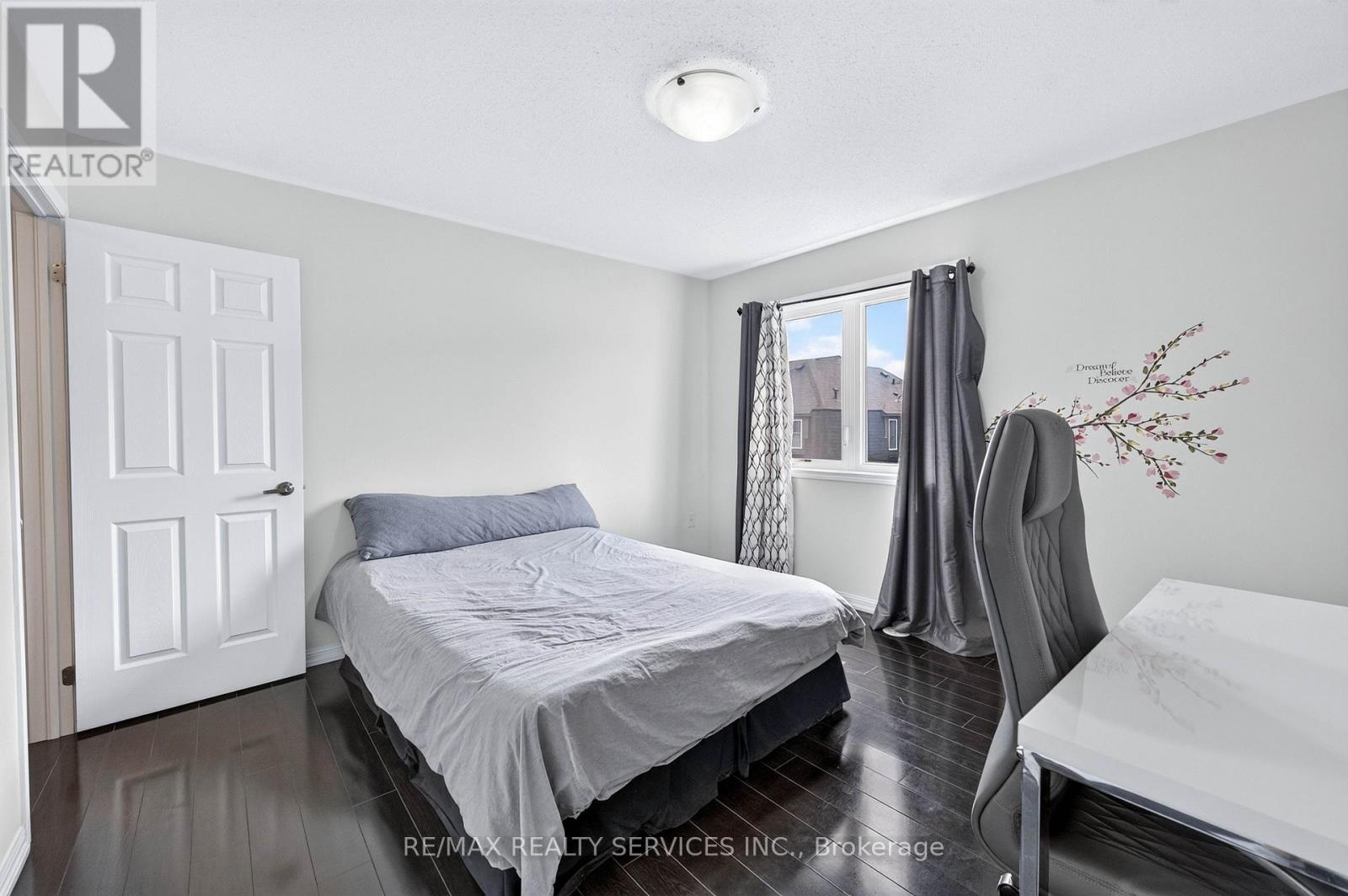 22 AFFLECK ROAD - 32