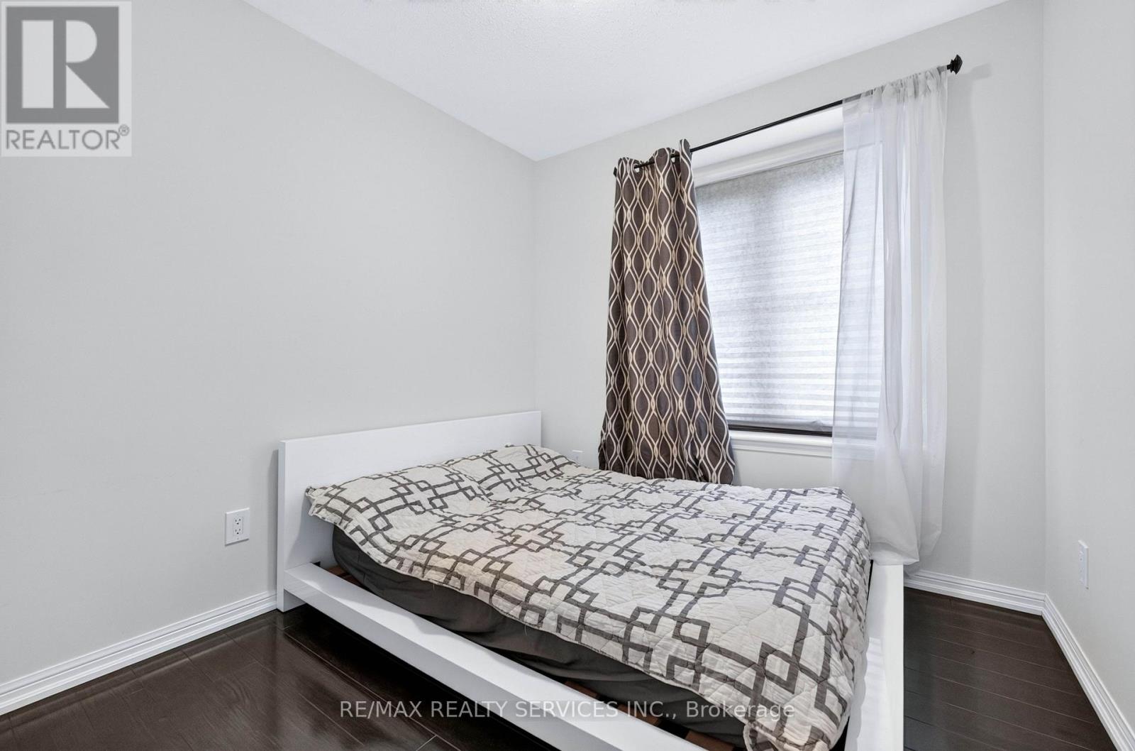 22 AFFLECK ROAD - 37