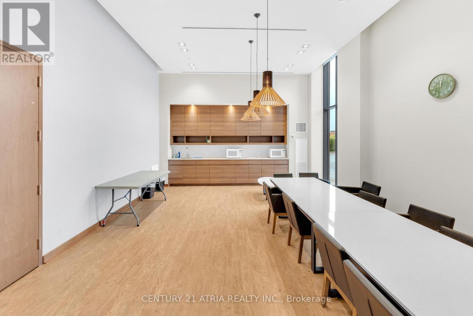 #313 1038 MCNICOLL AVENUE - 21