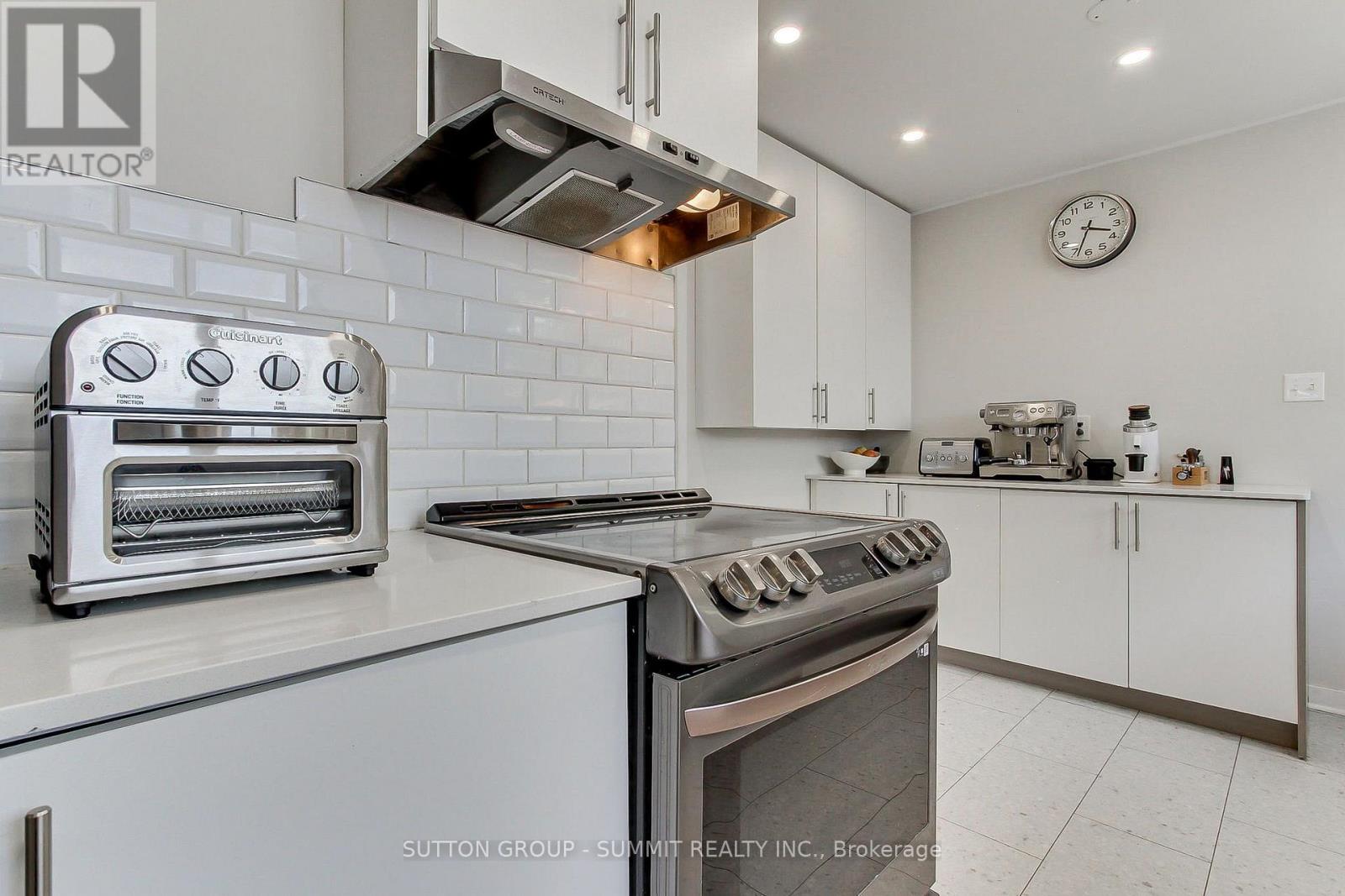 7641 ANAKA DRIVE - 18