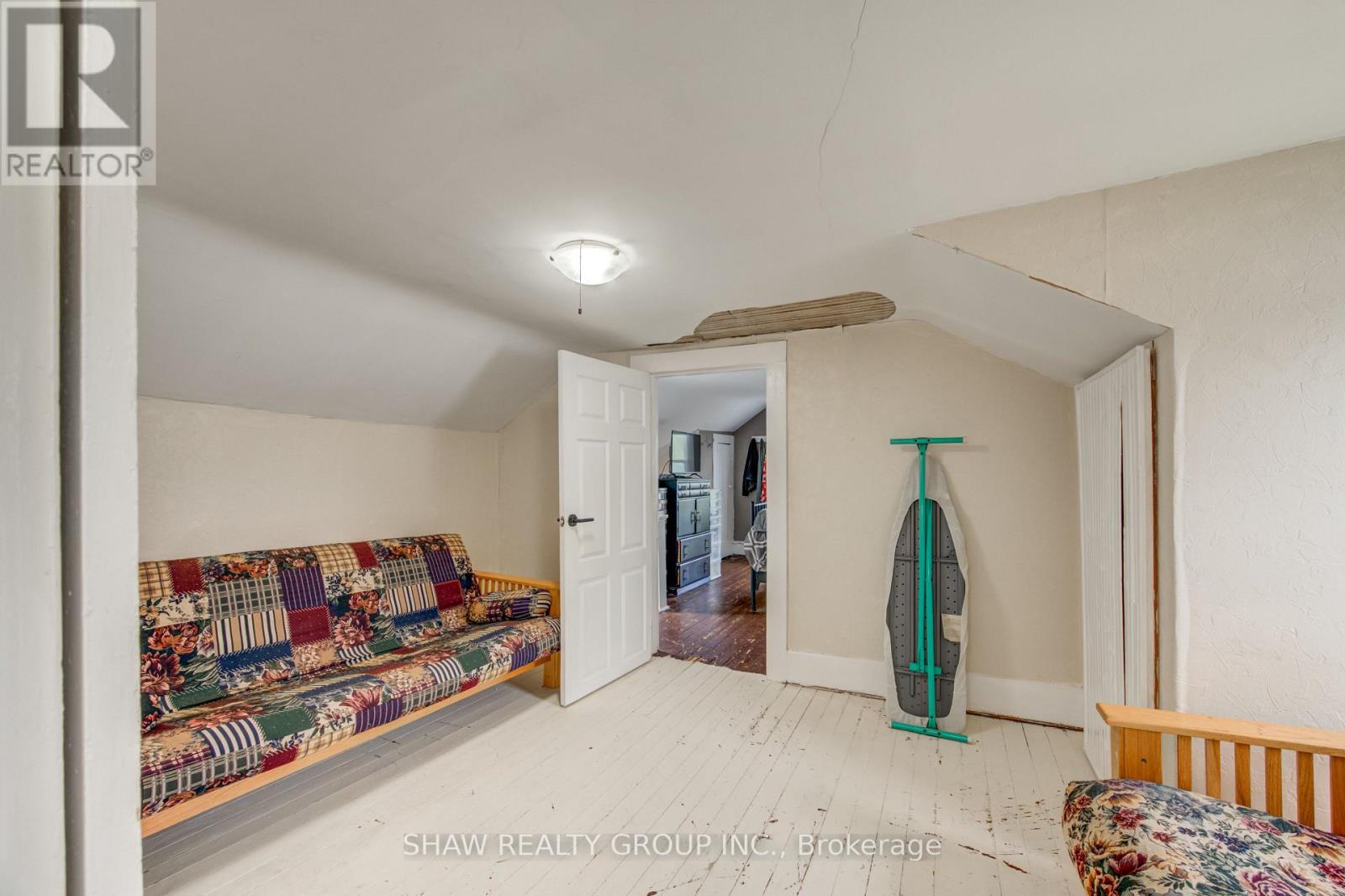 127 BOND ST STREET - 27