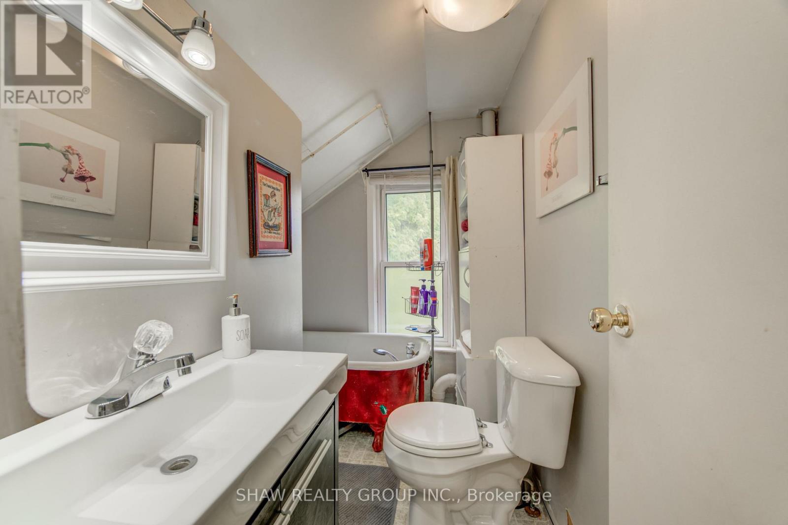 127 BOND ST STREET - 30