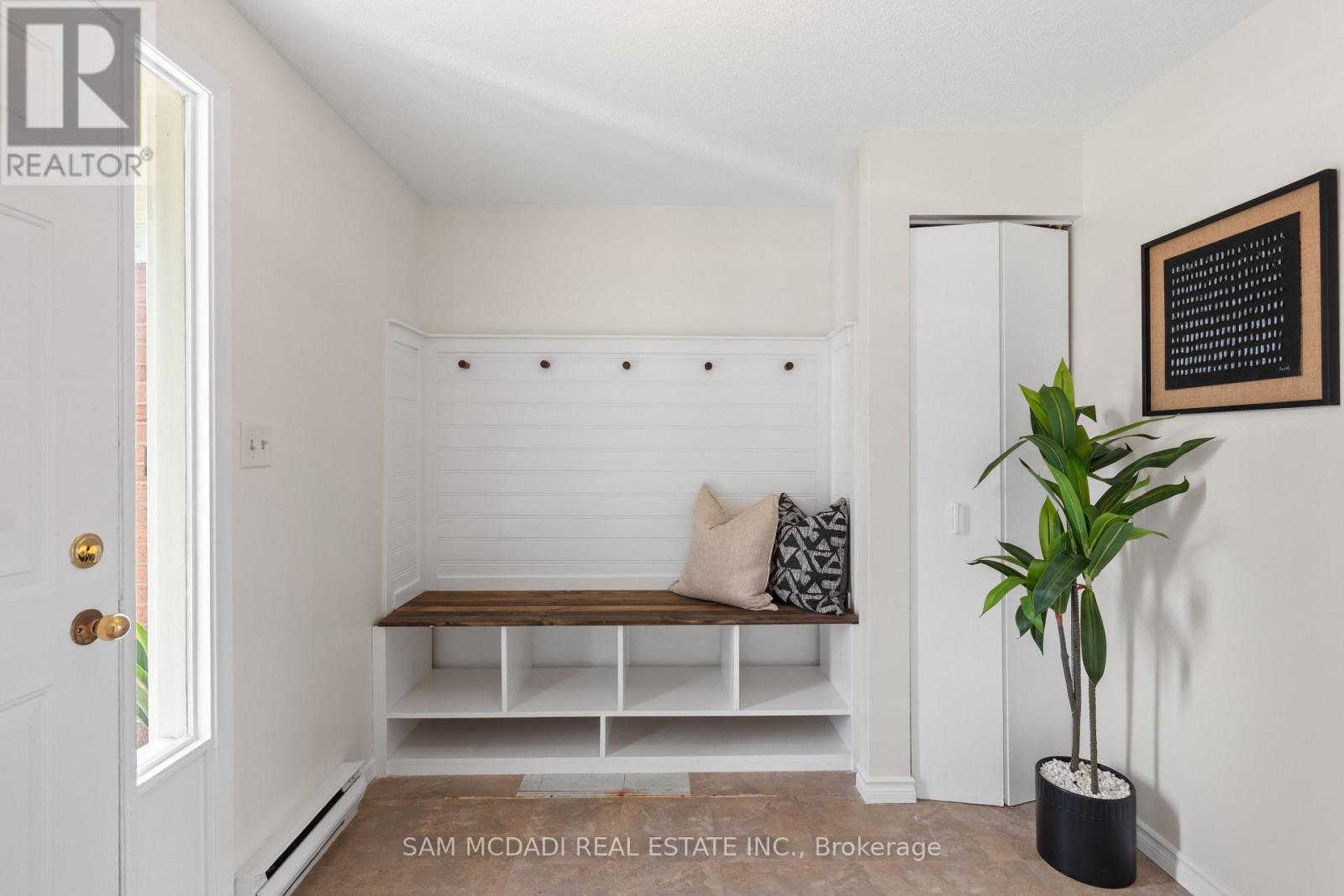 #2 160 RITTENHOUSE ROAD - 4