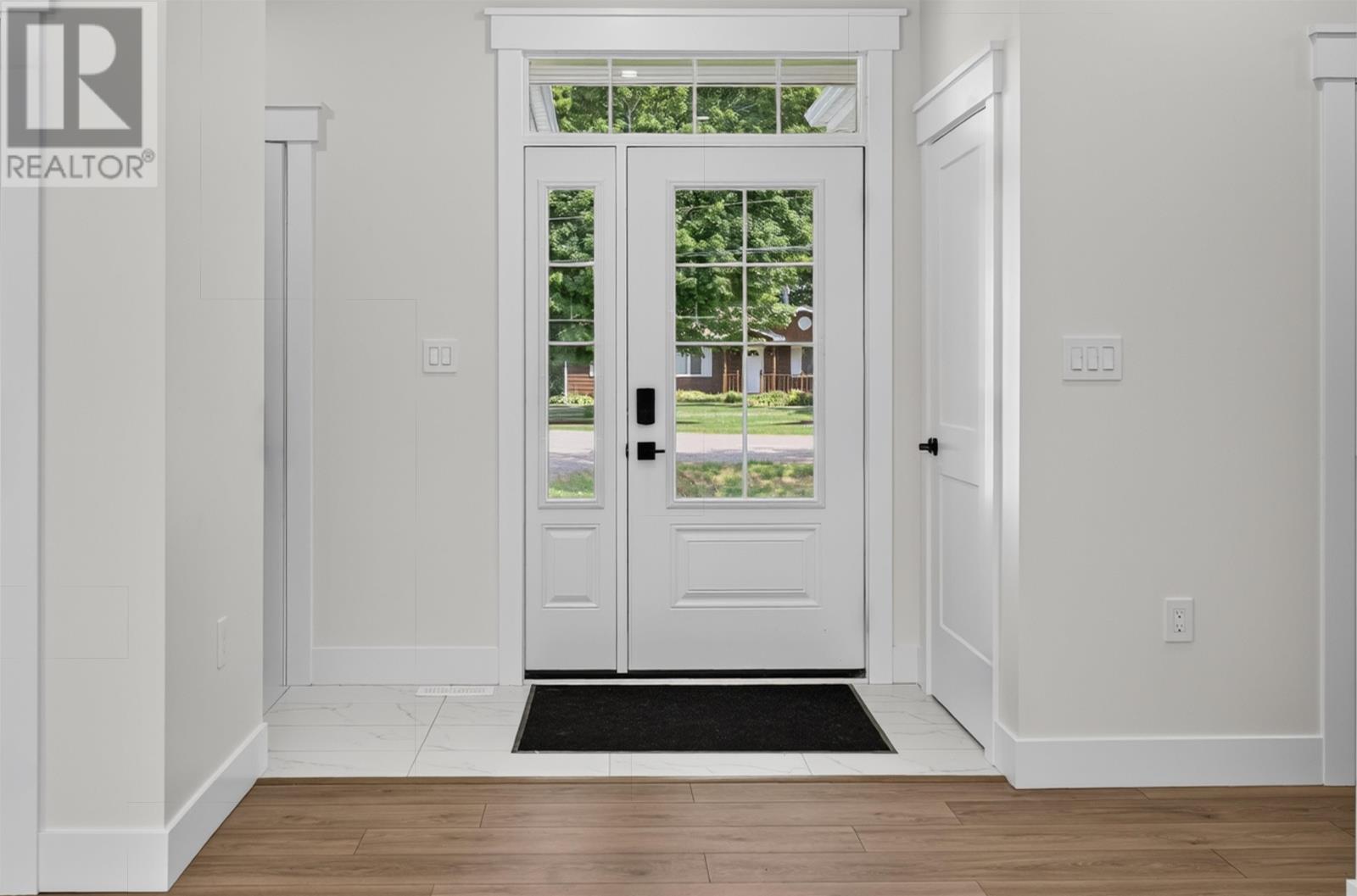 132 Sherwood Forest Drive - Image 3