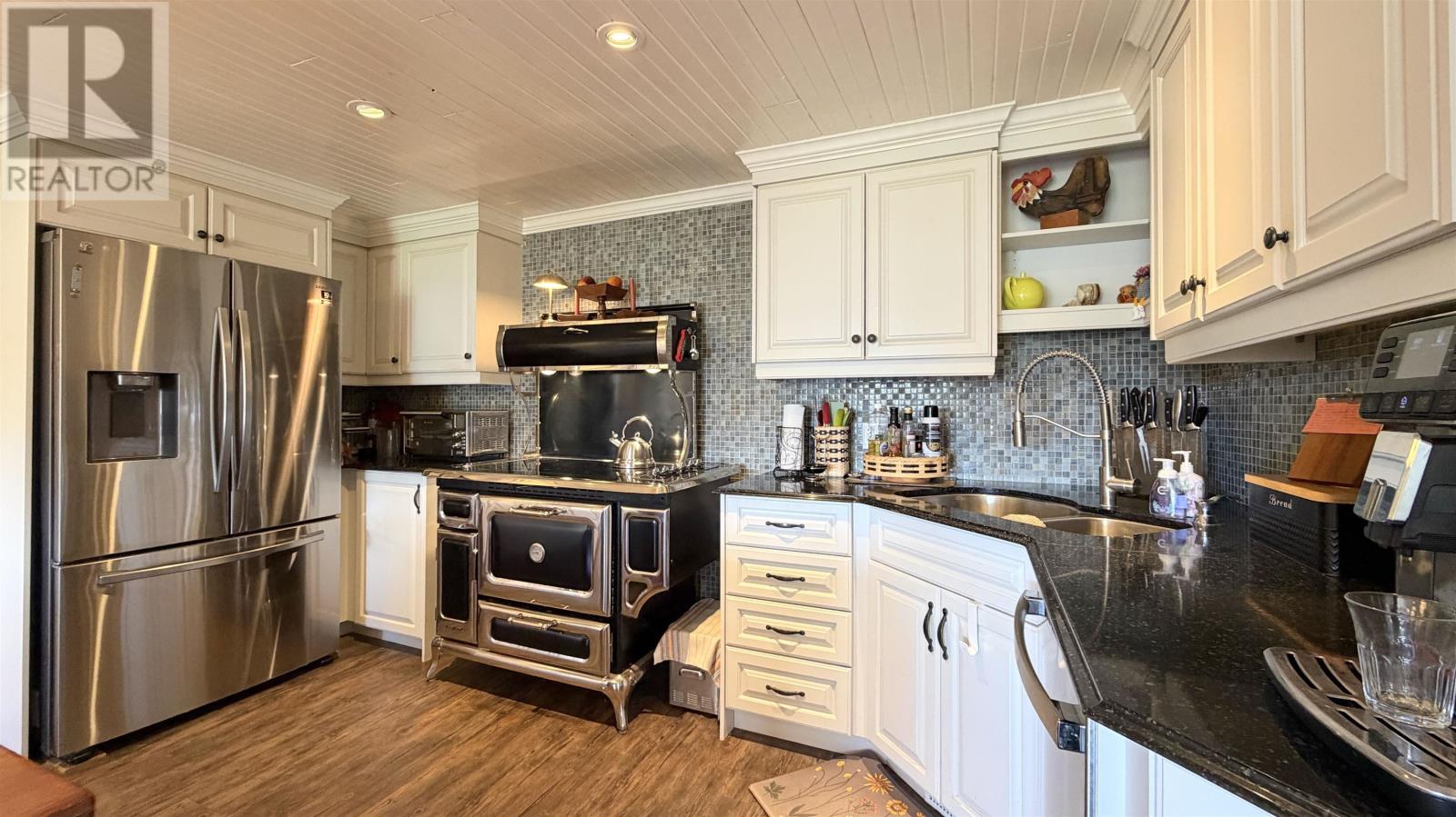 75 Blue Shank Road - Image 12