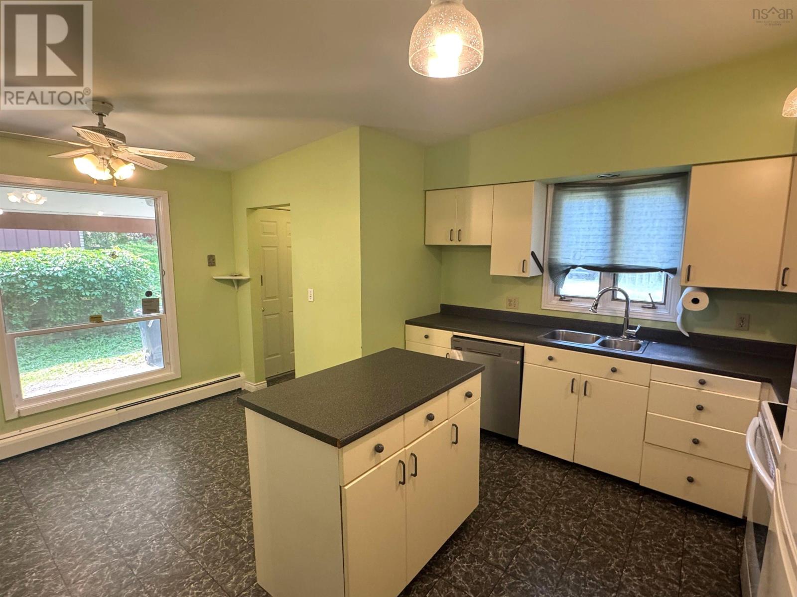 33 Marlwood Drive - 11