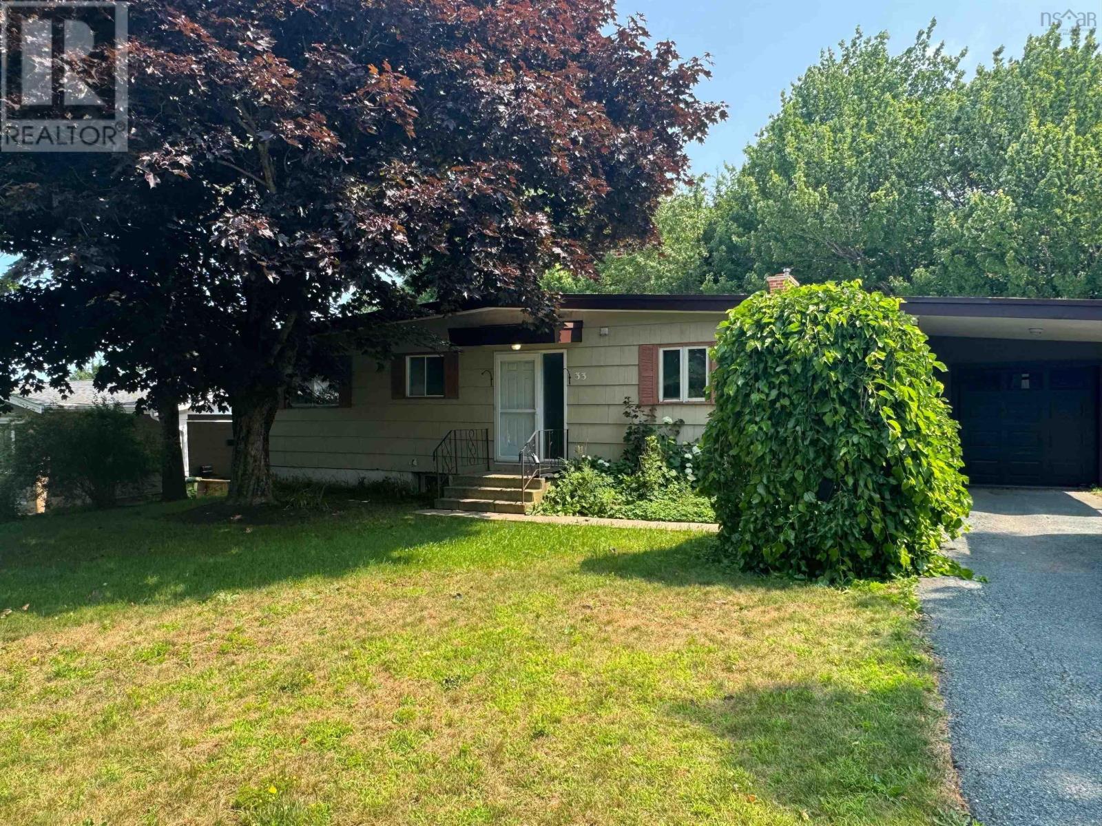 33 Marlwood Drive - 1