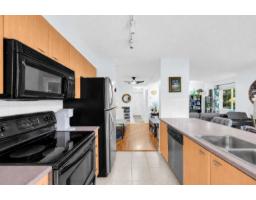 112 14877 100 Avenue, Surrey, BC V3R3H1 Photo 7