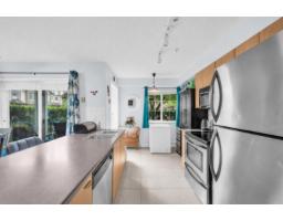 112 14877 100 Avenue, Surrey, BC V3R3H1 Photo 10