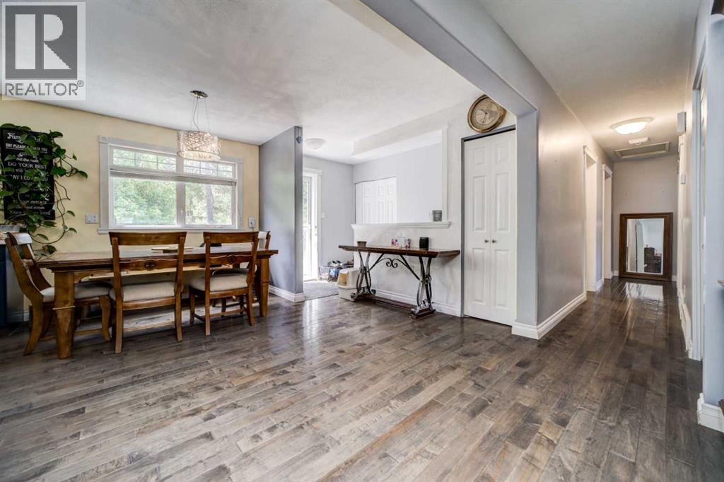 13518 15 Avenue - 9