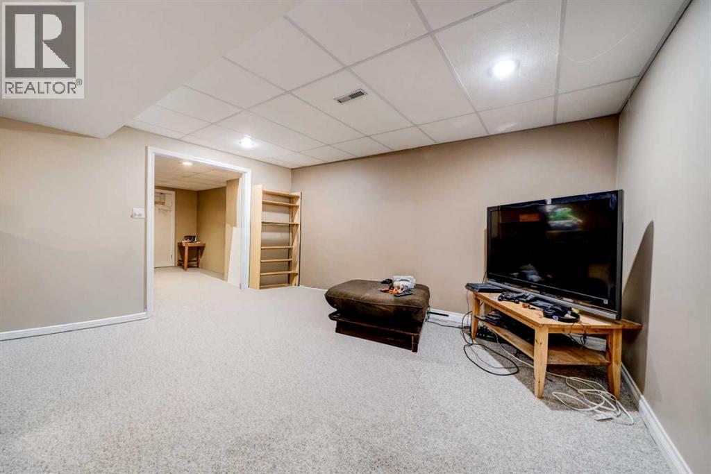 13518 15 Avenue - 20