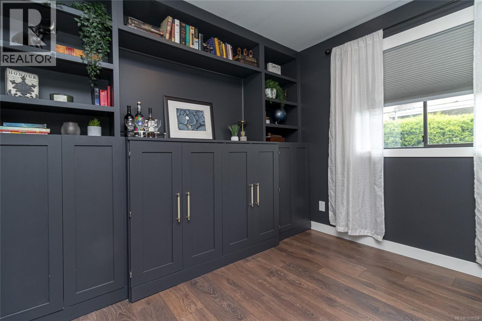 4035 Century Rd - 22